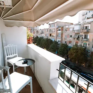 modern-apartments-near-center.albaniahotels.org/