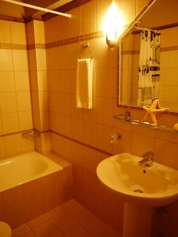 Dione Apartments Ouranoupoli Greece