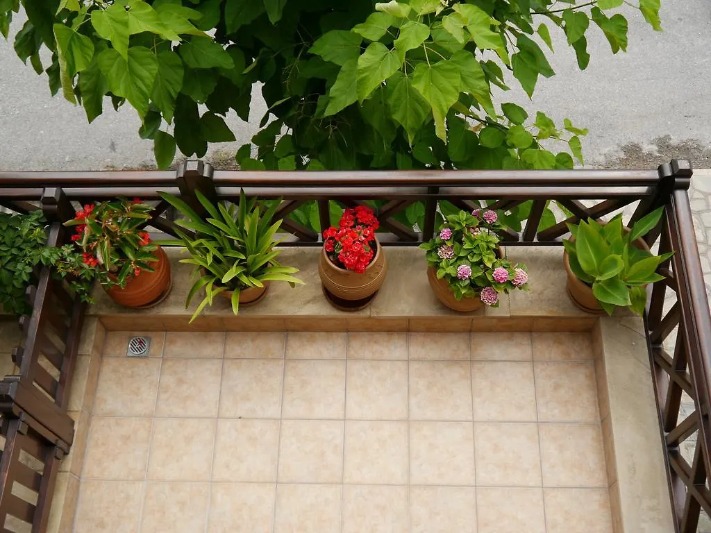 Dione Apartments Ouranoupoli Greece
