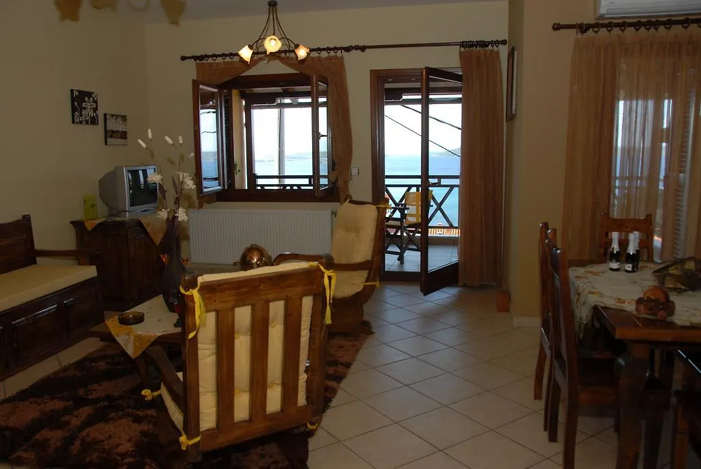 Dione Apartments Ouranoupoli Greece